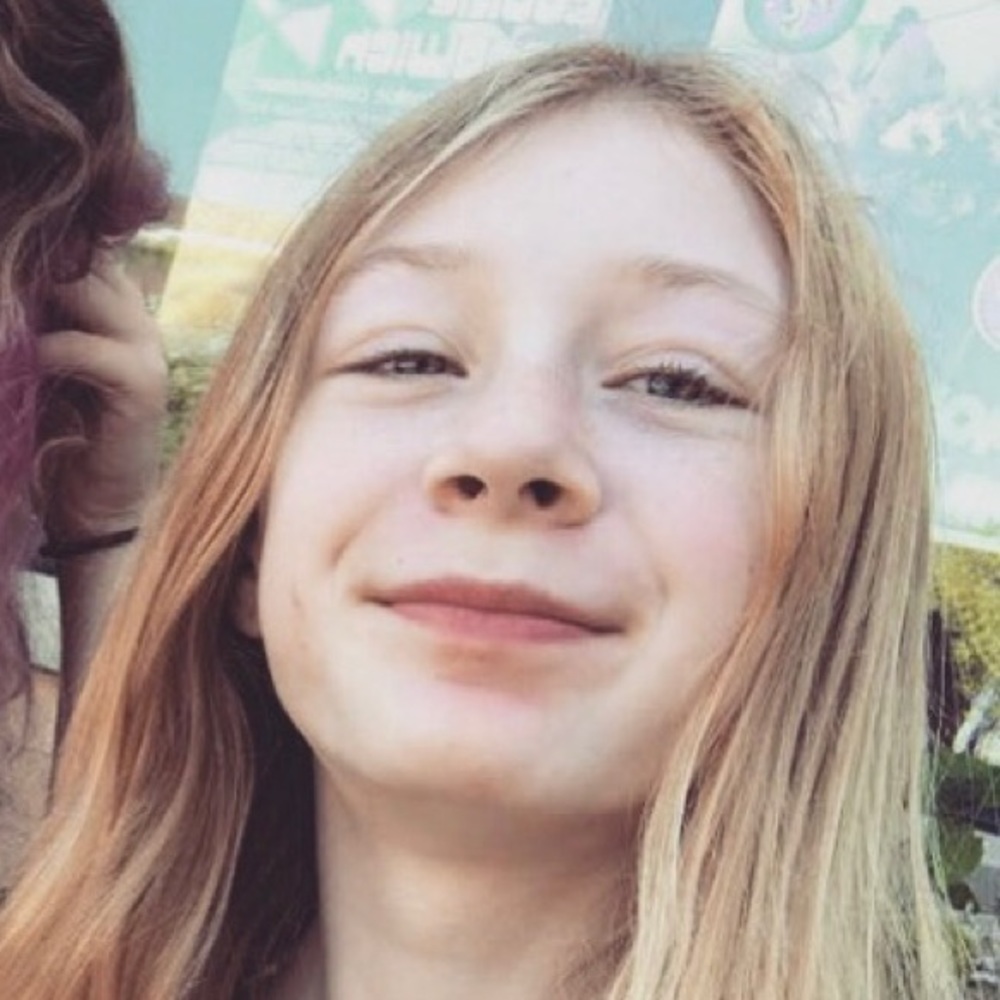 Meet your Posher, Alyson